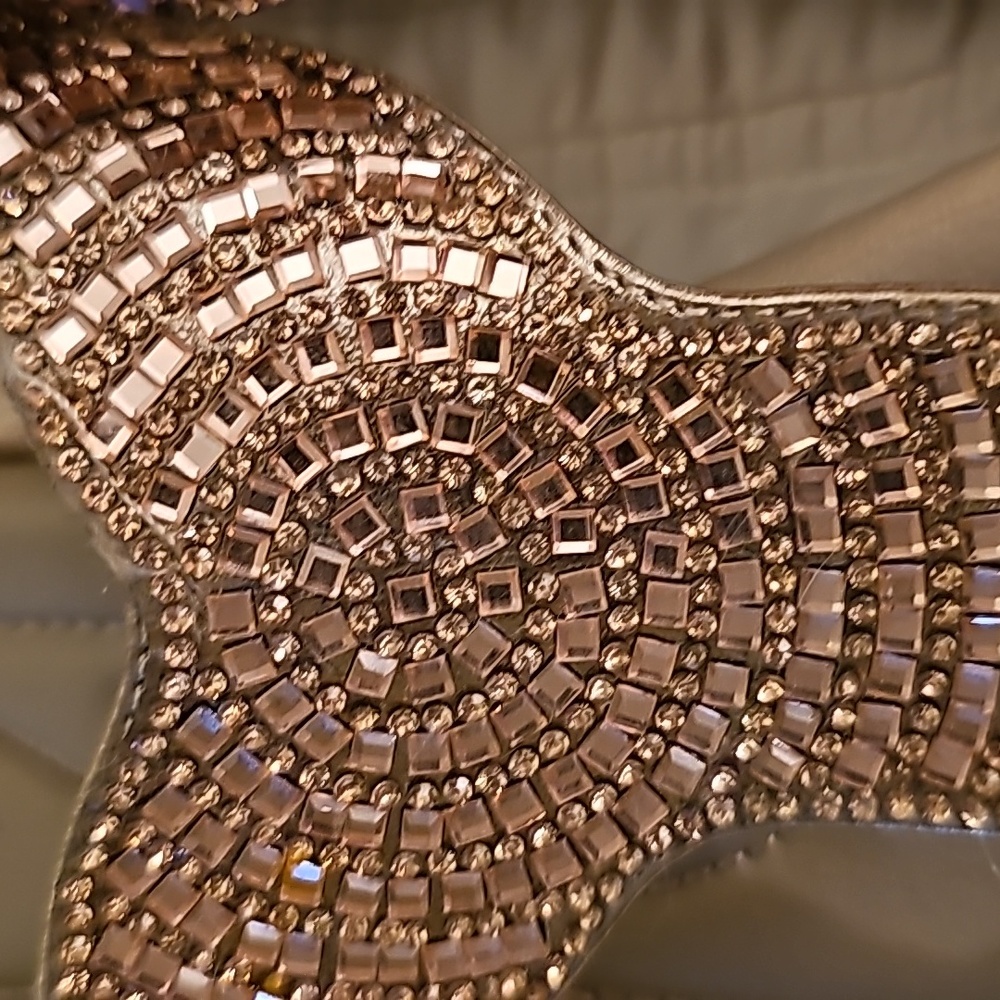 Sandals - Picture 2 of 7